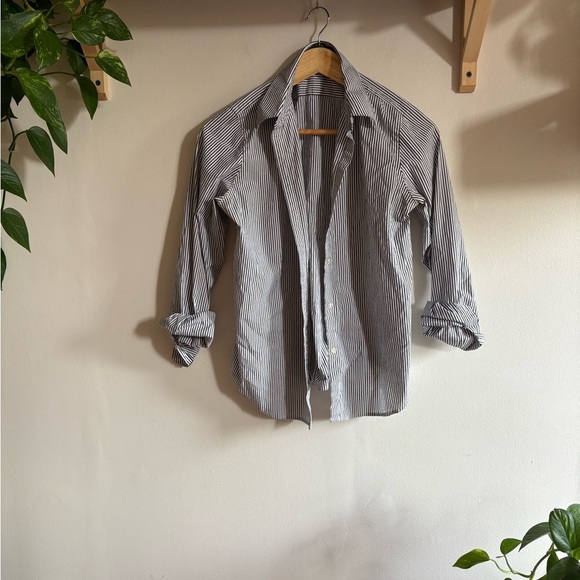 Ralph Lauren Striped Button Down Shirt - Picture 2 of 4